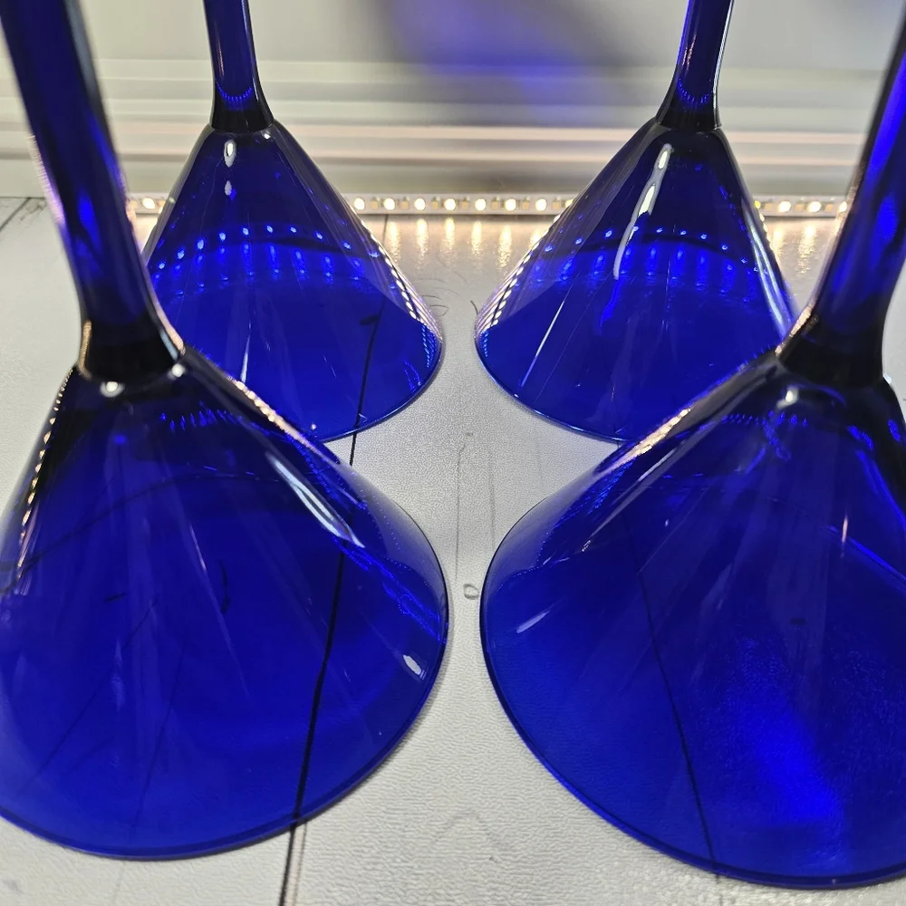 Pier One Blue Martini Glasses Set of 4 in a deep cobalt blue beautiful color